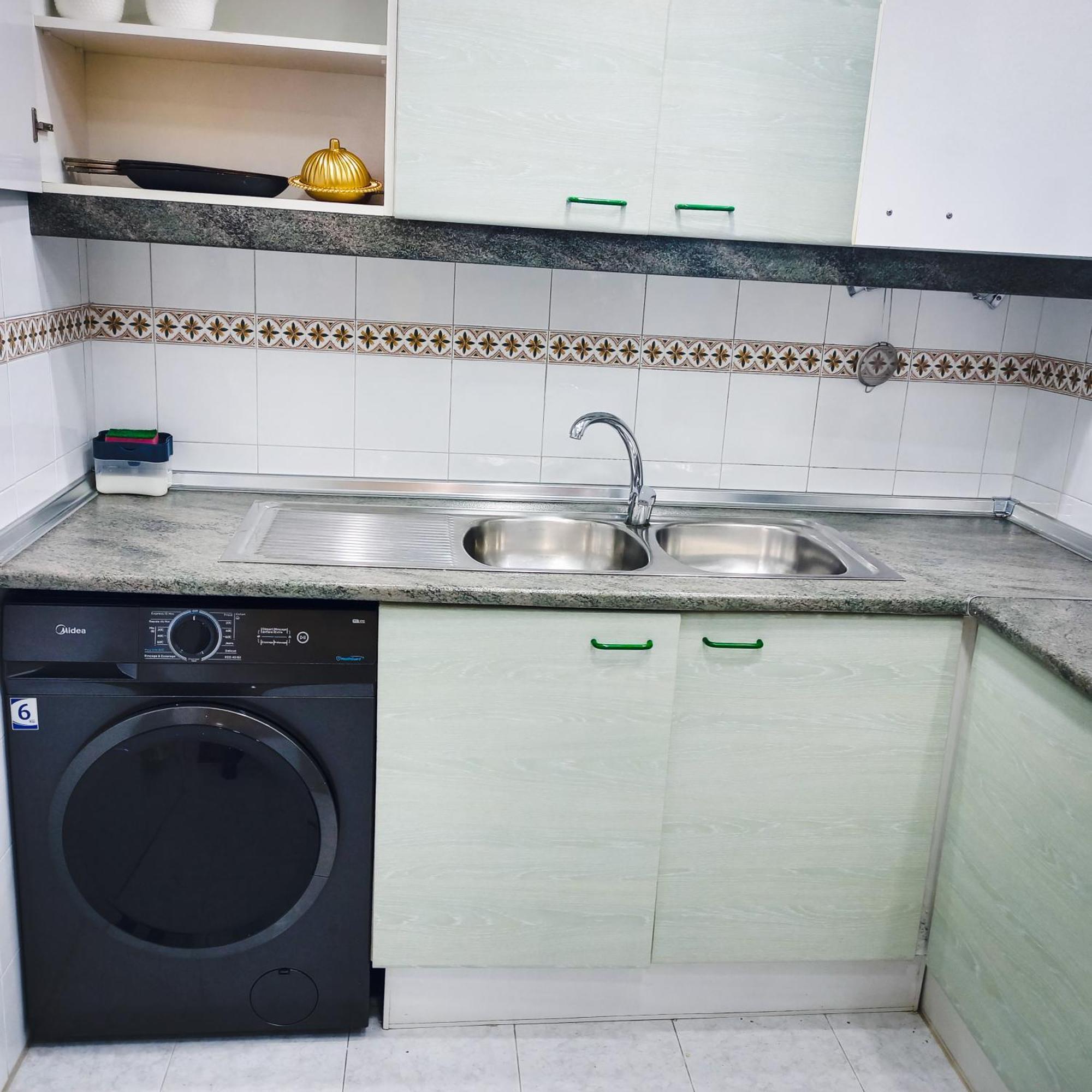 Nouveau Appartement Au Plein Centre Ville En Face Hilton & La Gare De Train Tgv M2 Tanger Eksteriør bilde